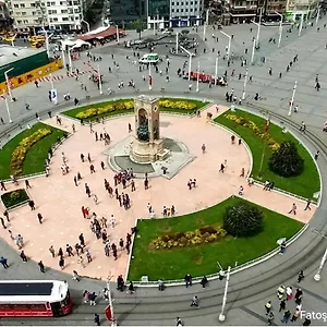 احجز هنا