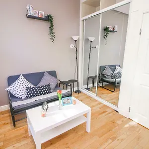 studio-flat-near-liverpool-st-shoreditch-london.cambridgehotelsuk.com/